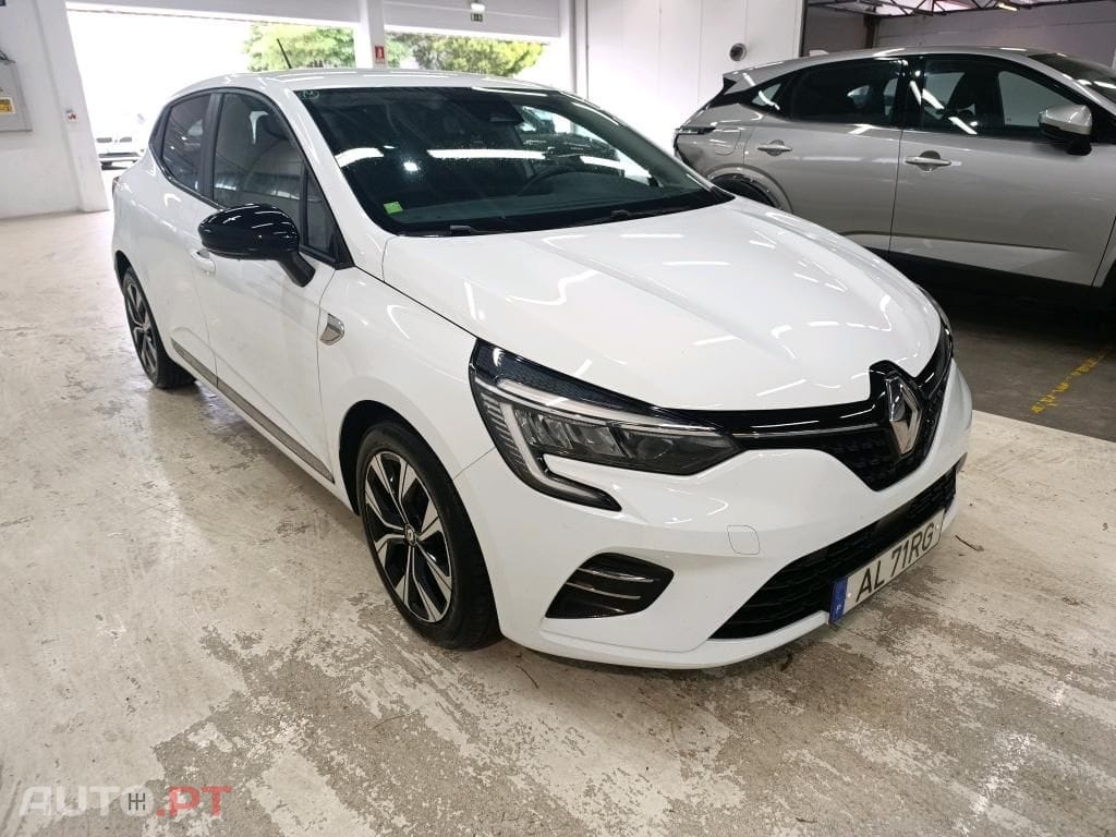 Renault Clio 1.0 TCe Limited Bi-Fuel