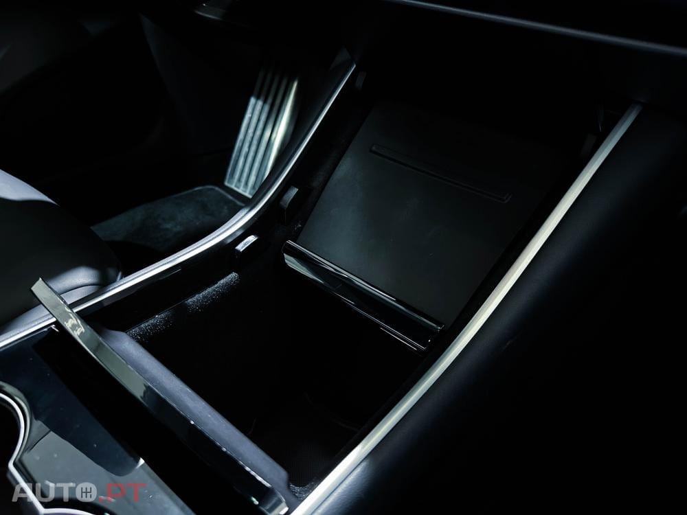 Tesla Model 3 Long-Range Dual Motor AWD
