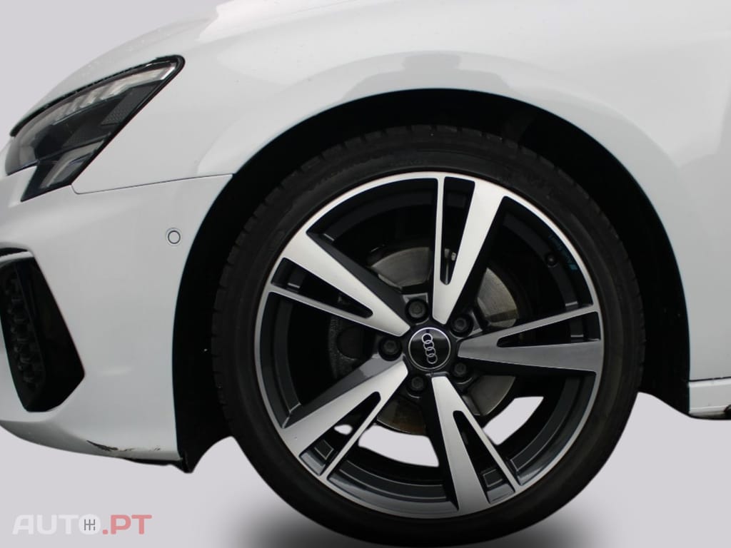 Audi A3 Sportback 2.0 TDI S-LINE