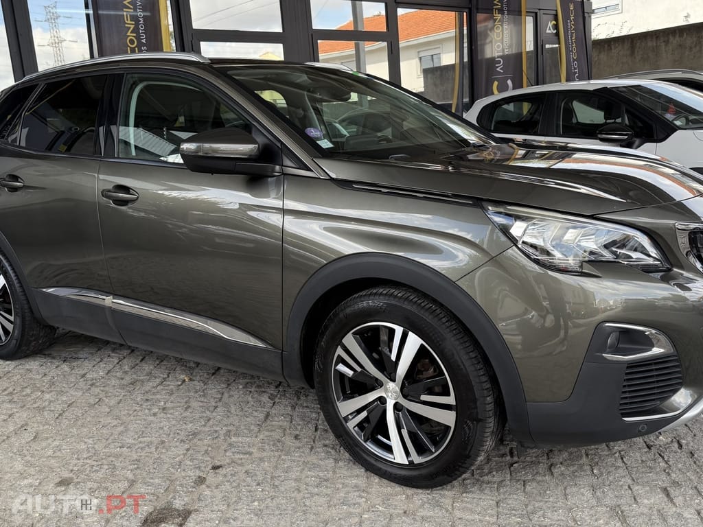 Peugeot 3008 1.2 PureTech Allure