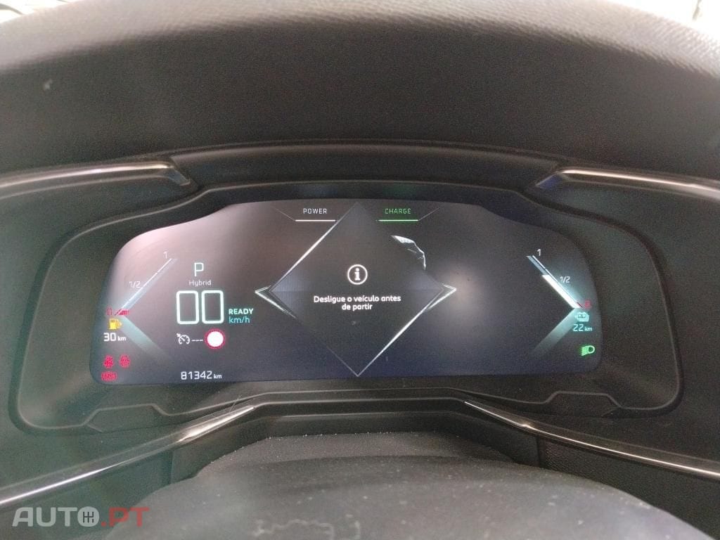 DS DS7 Crossback E-Tense Performance Line EAT8