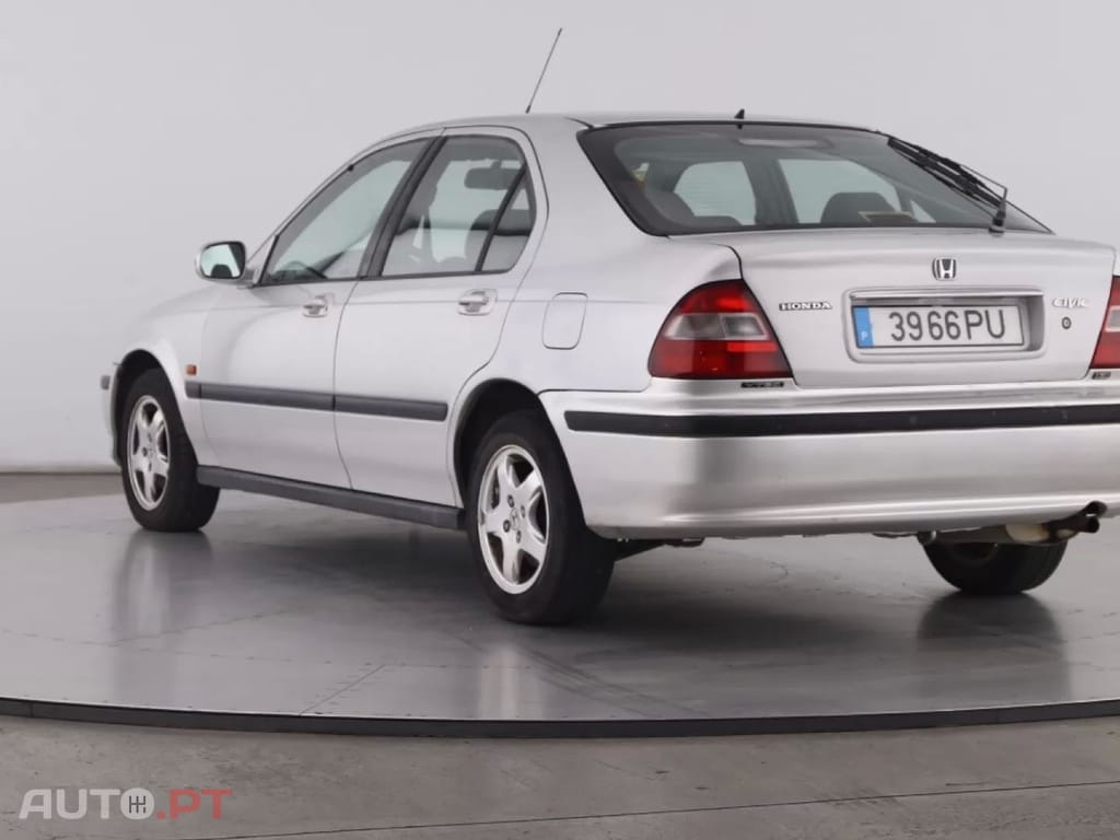 Honda Civic 1.5i Profile