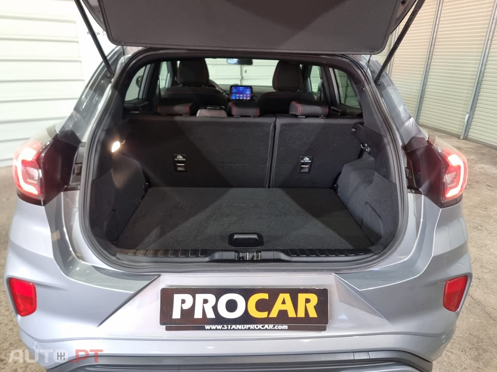 Ford Puma 1.0 EcoBoost mHEV ST-Line