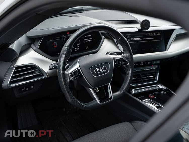 Audi E-Tron GT quattro