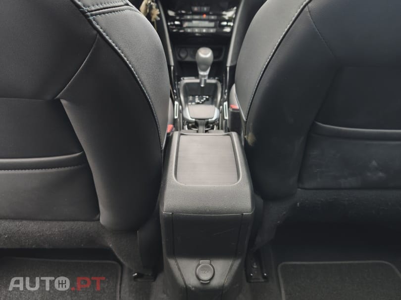 Peugeot 2008 1.2 PureTech Allure EAT6