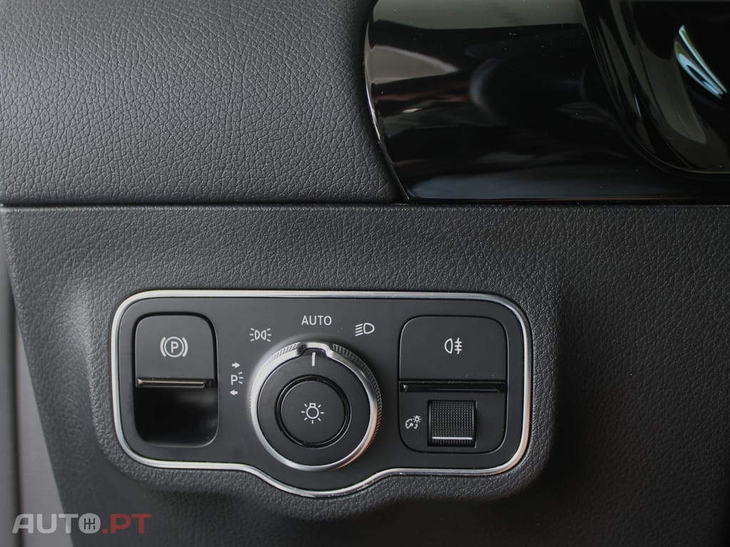 Mercedes-Benz B 250 e Style Plus