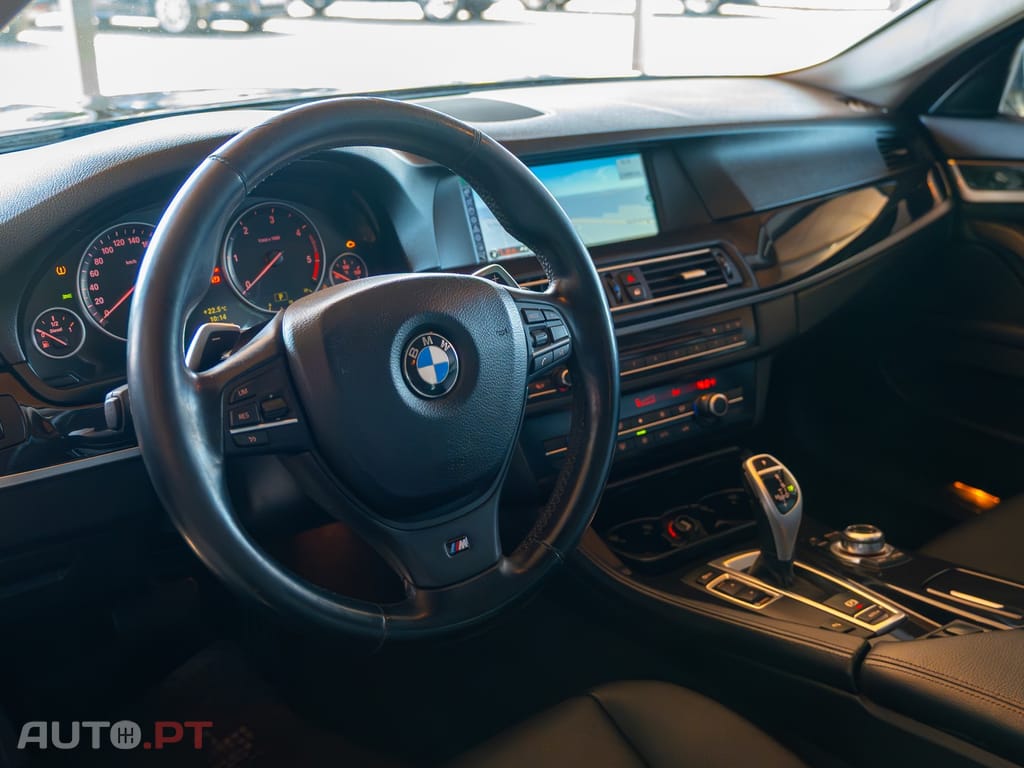 BMW 520 d Exclusive Auto 129g