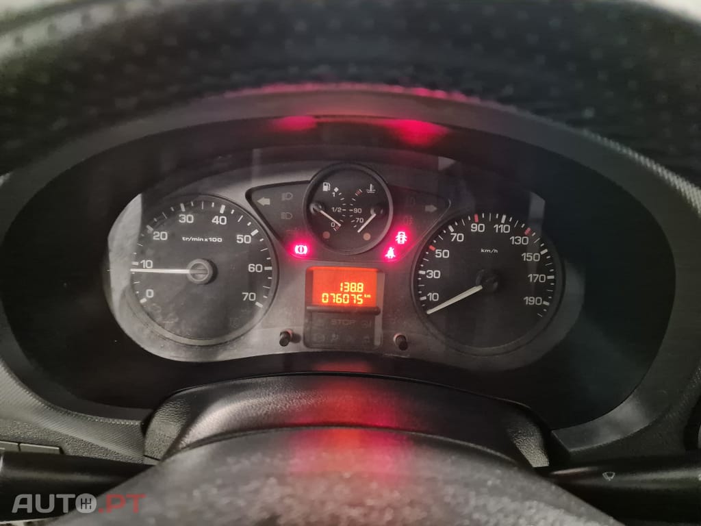Peugeot Partner 1.6 HDI IVA DEDUTIVEL