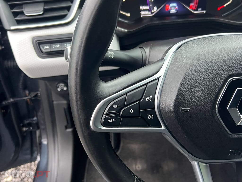 Renault Clio 1.0 TCe Intens Bi-Fuel