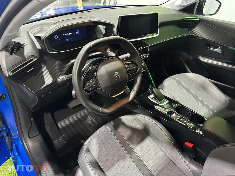 Peugeot E-208 50 kWh Allure
