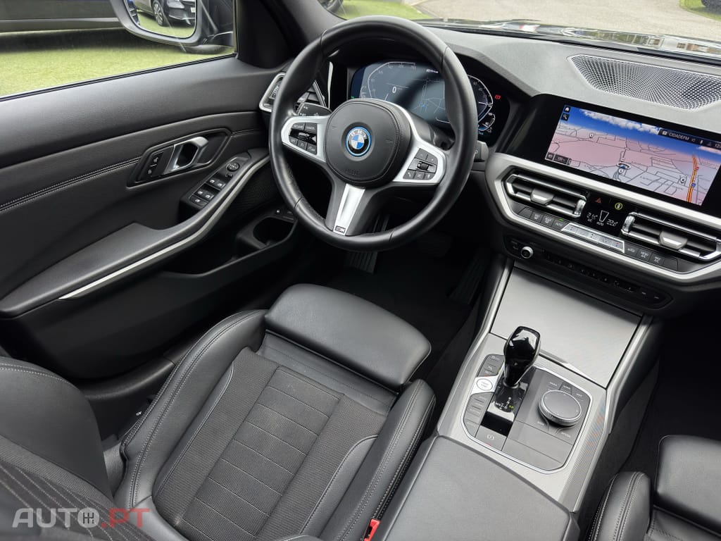 BMW 320 e Touring Line Sport Auto