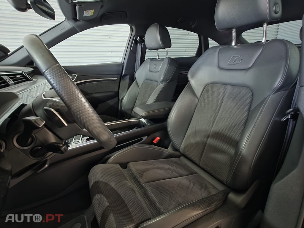 Audi E-Tron 55 quattro S line