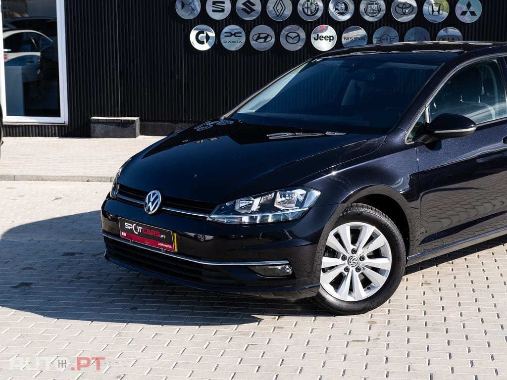 Volkswagen Golf 1.6 TDI Confortline