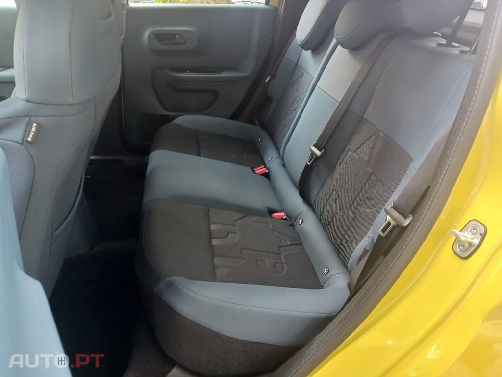 Fiat Grande Panda 1.2 Hybrid Icon eDCT