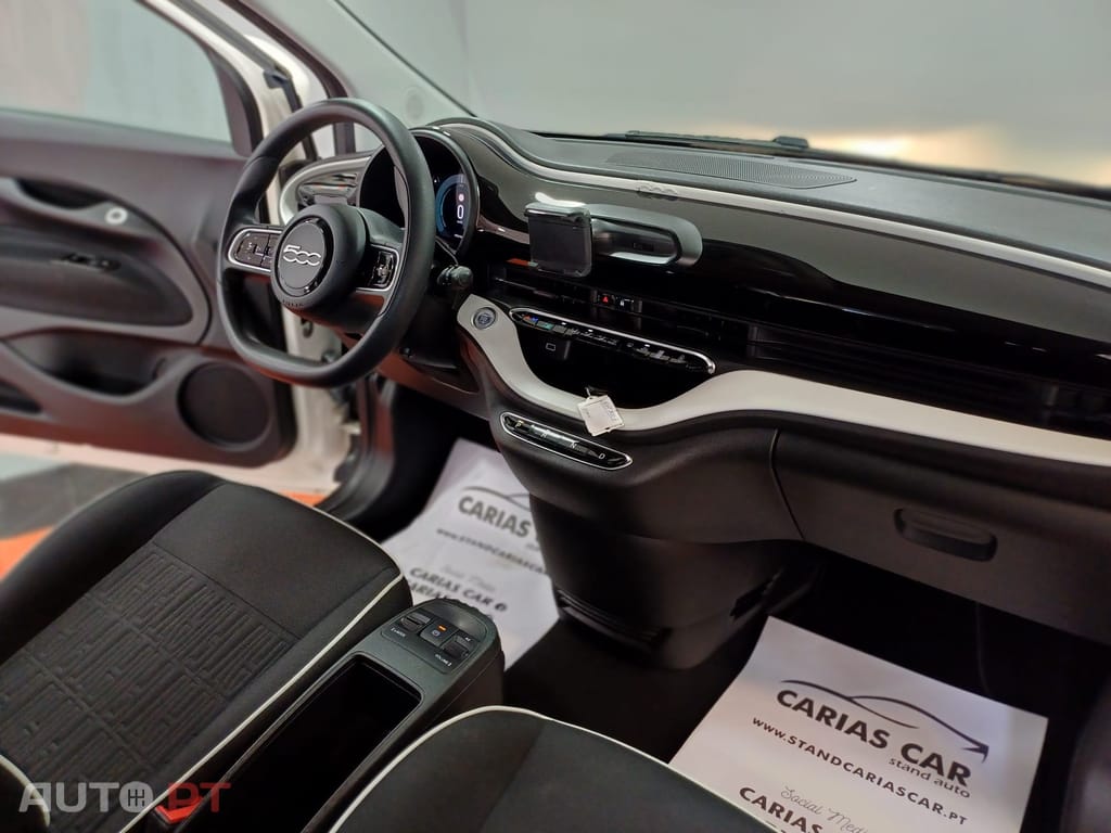 Fiat 500 e 95 23.8KWH ACTION