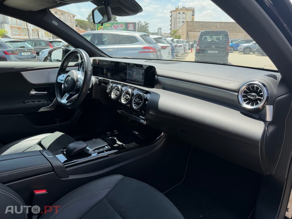 Mercedes-Benz A 250 e 8G-DCT AMG Line