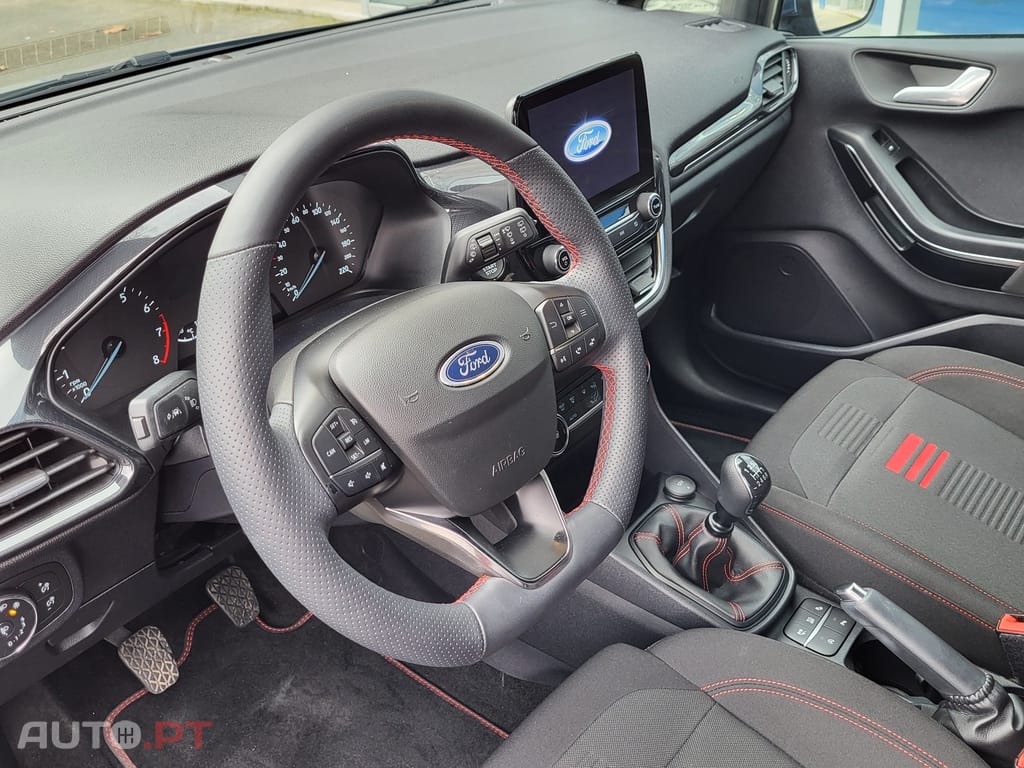 Ford Fiesta 1.0 EcoBoost MHEV ST-Line