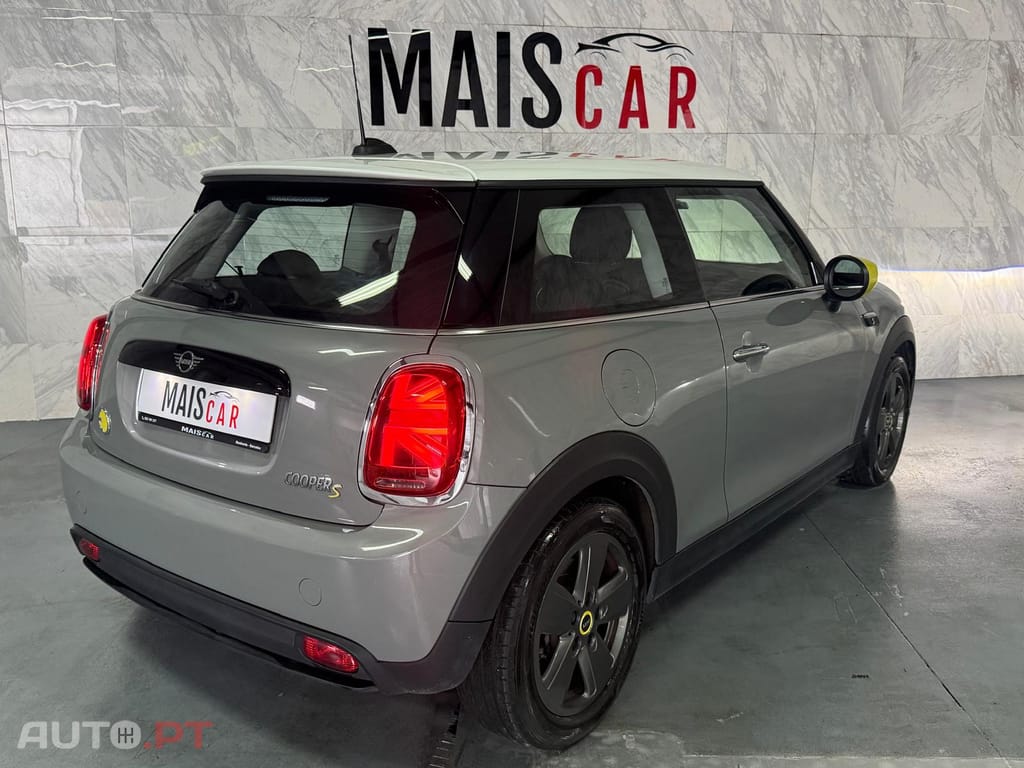 MINI Cooper SE Camden Edition