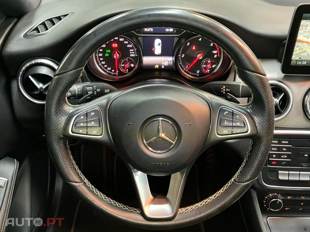 Mercedes-Benz CLA 180 D Shooting Brake Urban Aut.