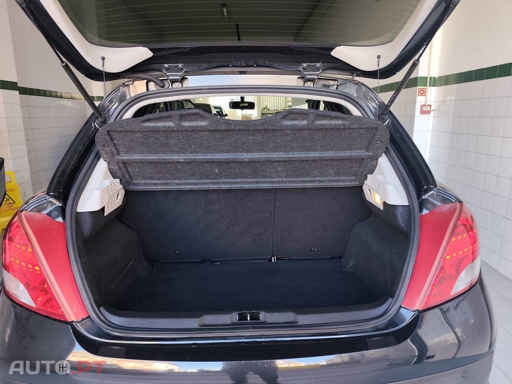 Peugeot 207 1.4 16V Active