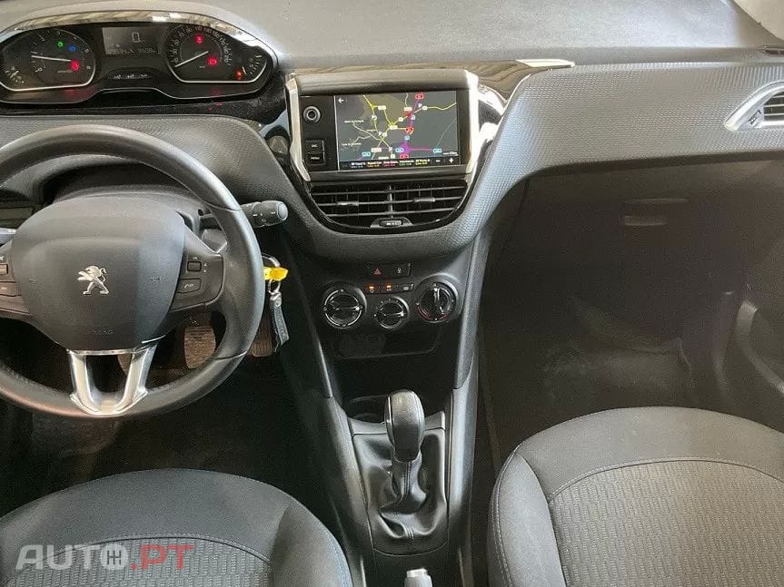 Peugeot 208 1.5 BlueHDi Signature