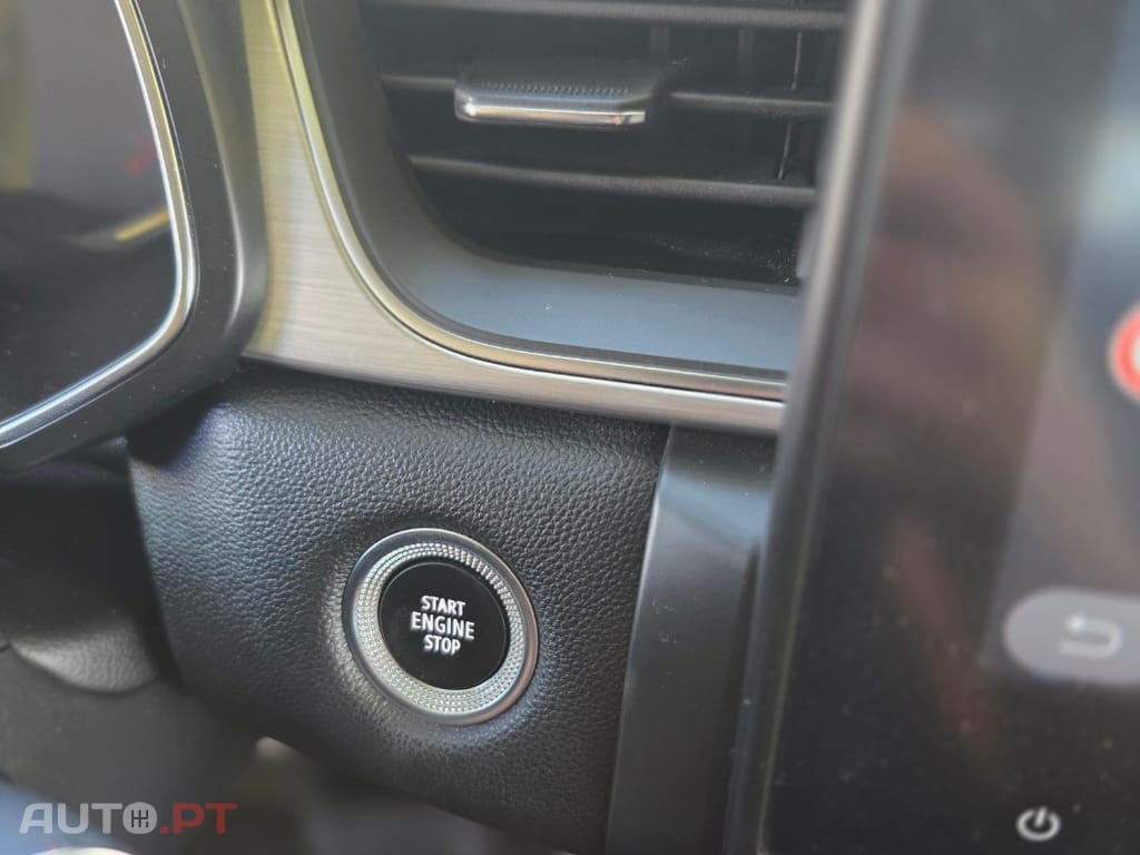 Renault Captur 1.3 TCe Initiale Paris EDC
