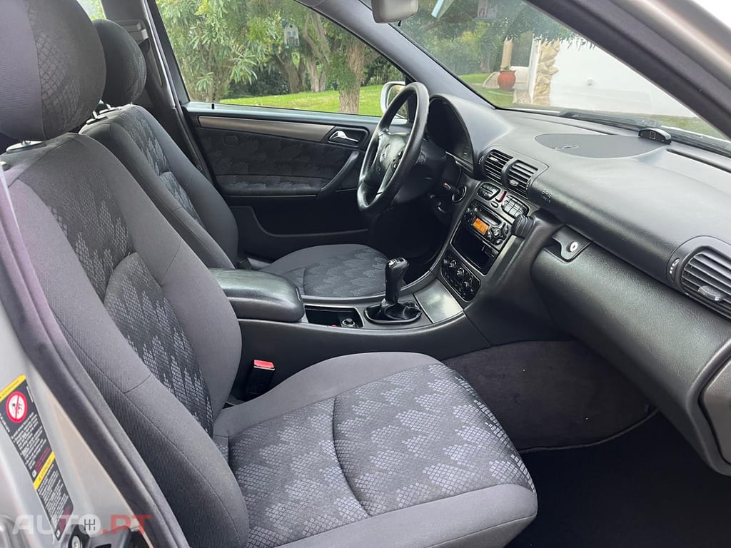Mercedes-Benz C 200 2.2 CDI