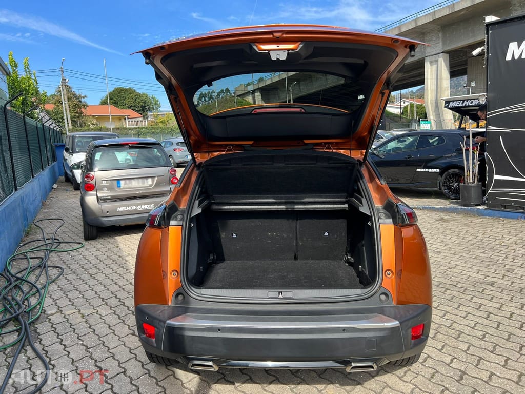 Peugeot 2008 1.2 PureTech Allure