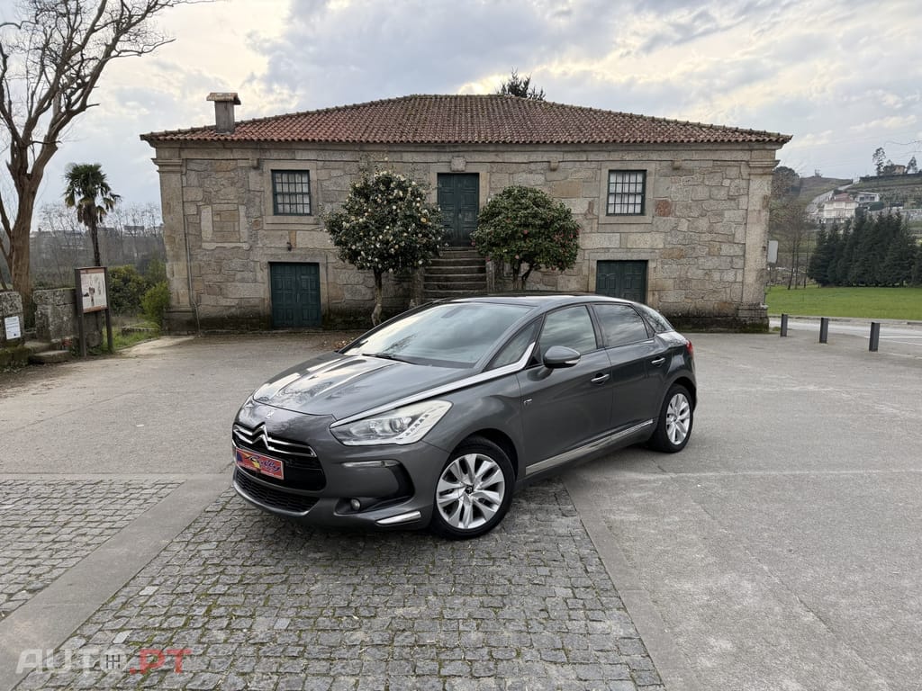 Citroen DS5 2.0 HDi Hybrid4 Sport Chic CMP6