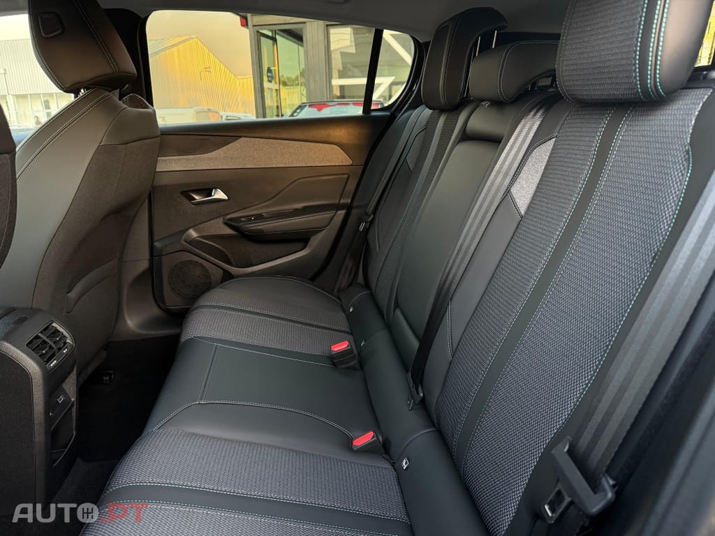 Peugeot 308 PureTech 130 Allure Pack