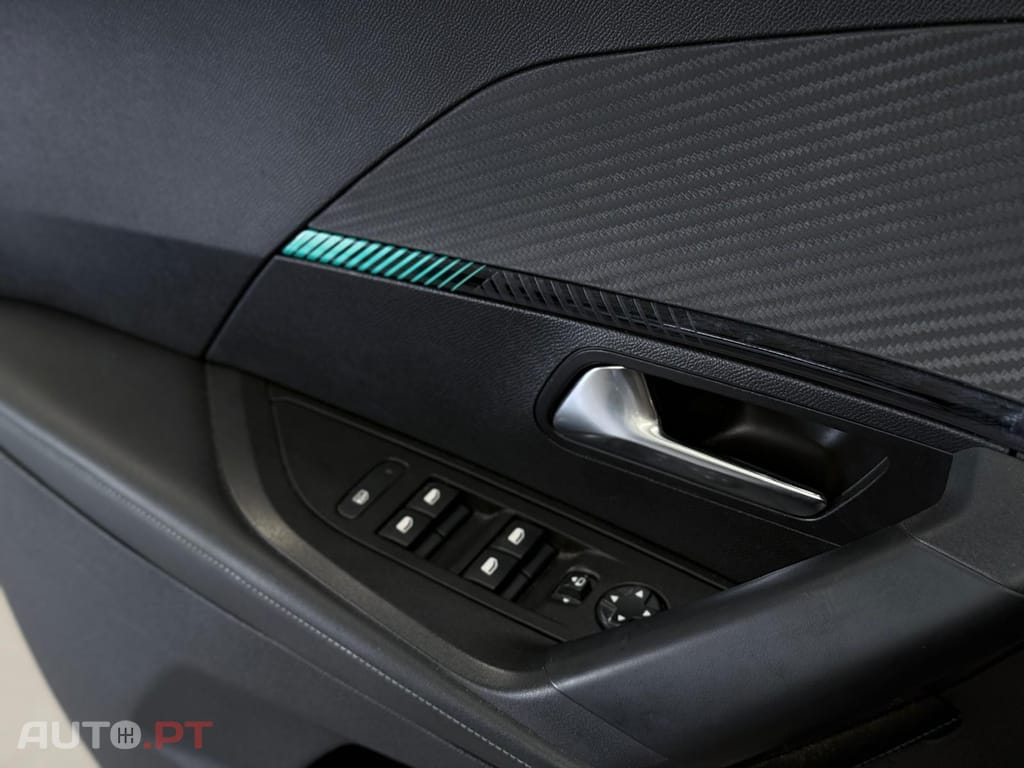 Peugeot 2008 1.2 PureTech Allure