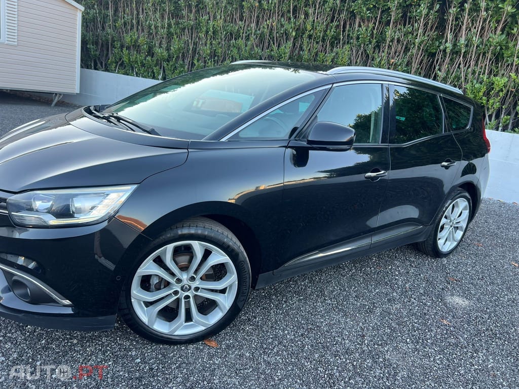 Renault Scénic 1.6 dCi Confort 7 LUGARES
