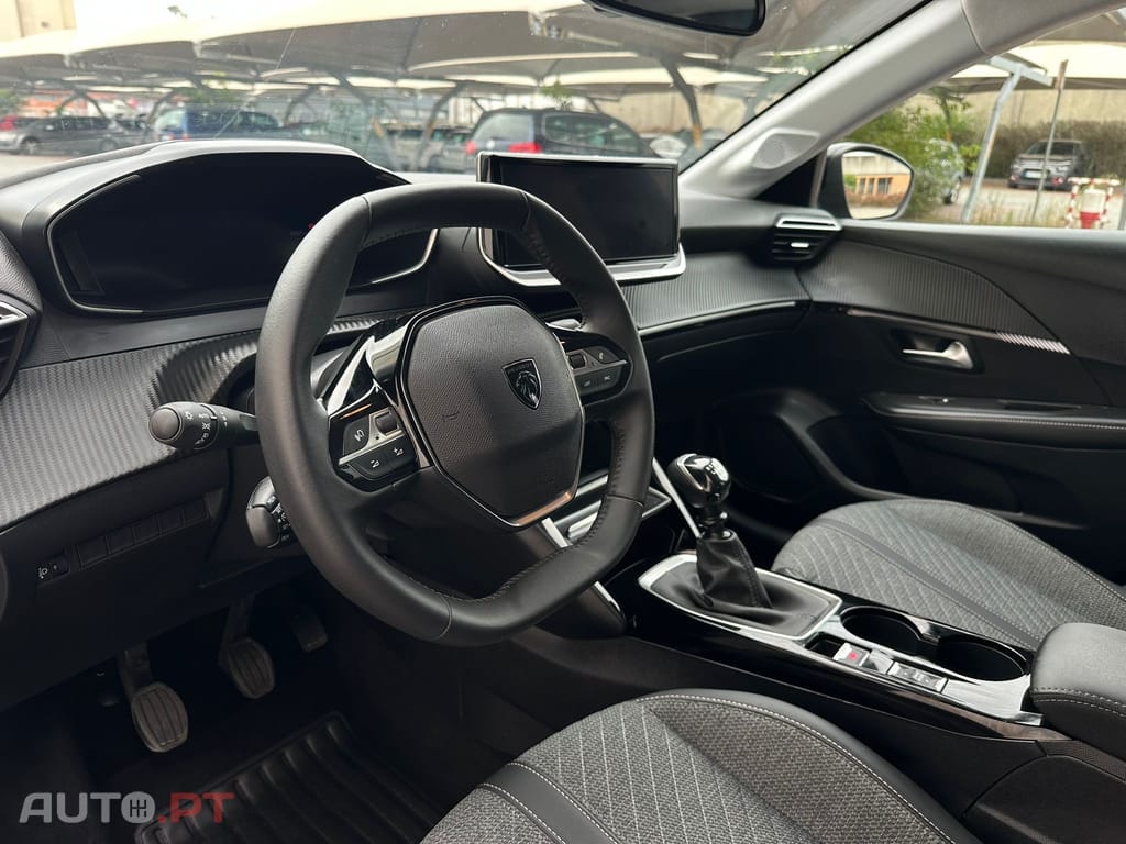Peugeot 208 1.2 PureTech Allure Pack