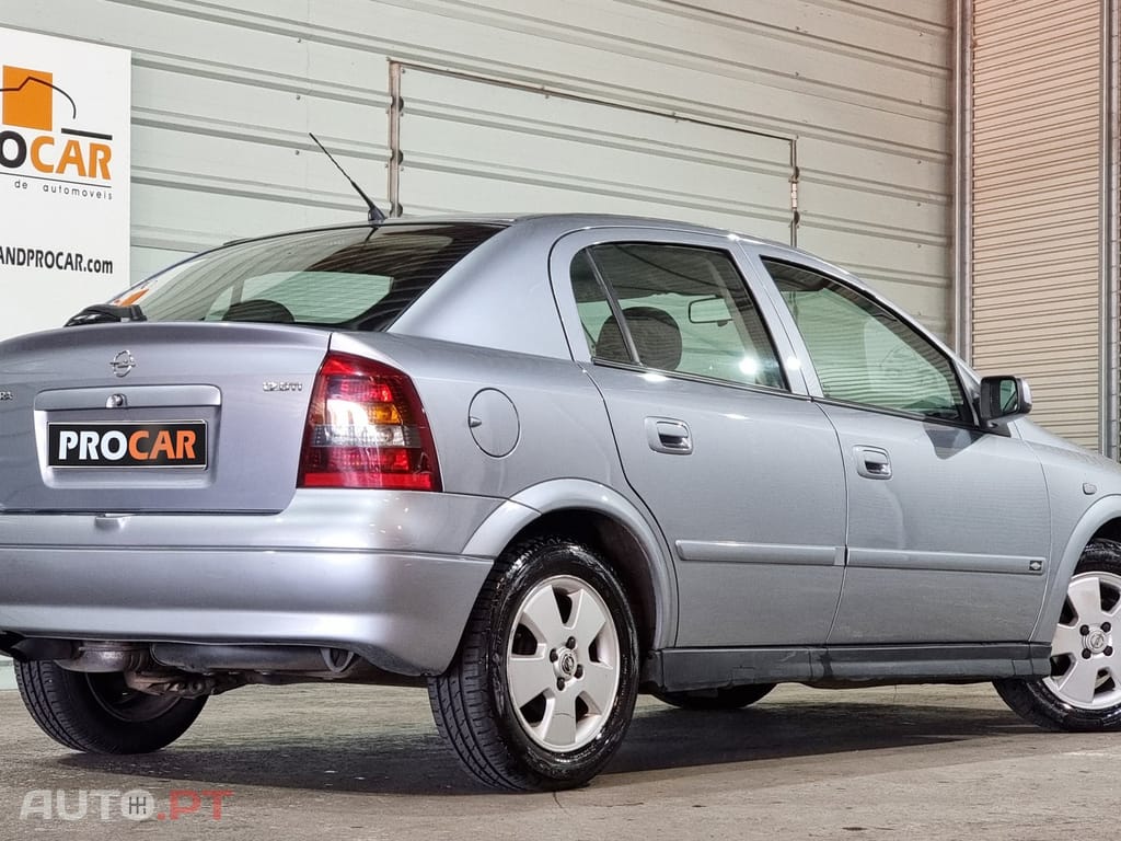 Opel Astra 1.7 DTi Club