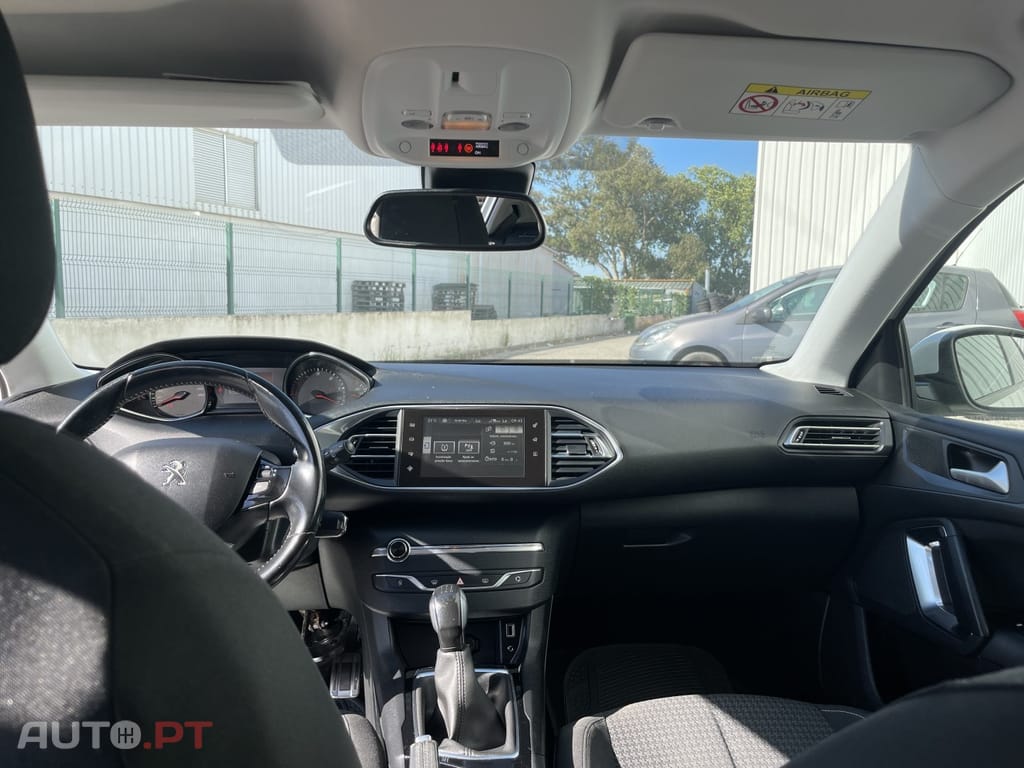 Peugeot 308 1.6 BlueHDi Style