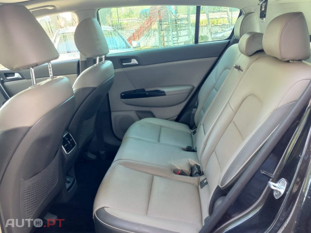 Kia Sportage 1.7 CRDi ISG Nav Line