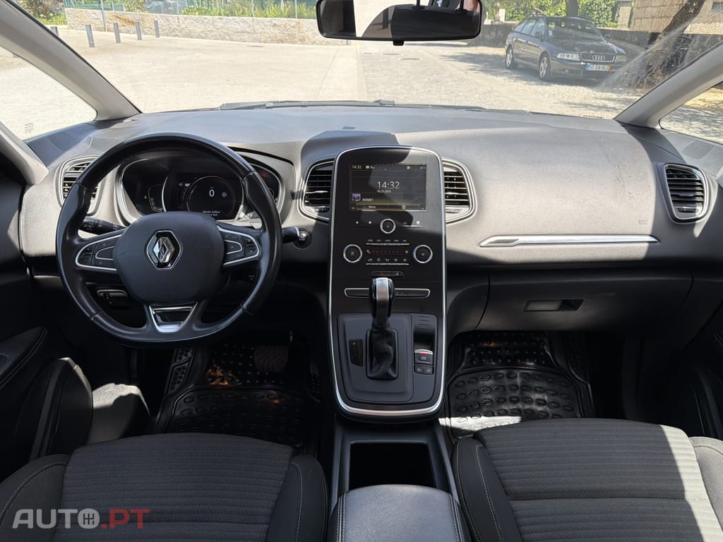 Renault Scénic dCi 110 EDC Dynamique