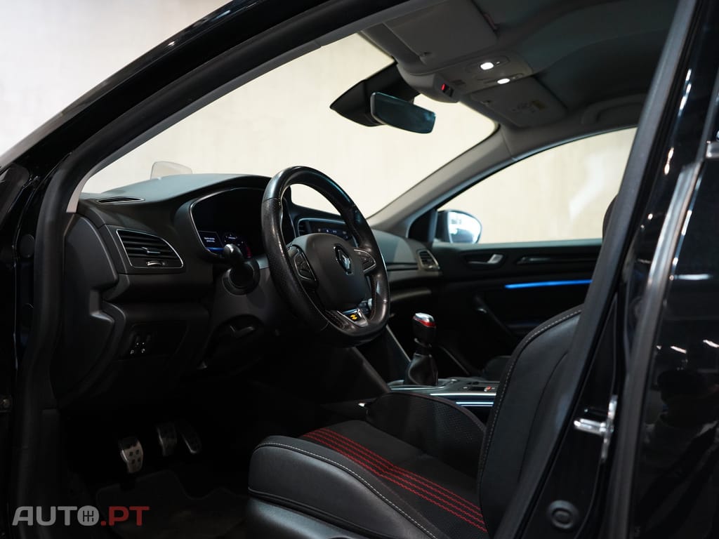 Renault Mégane Sport Tourer 1.3 TCe 140 Int. RSL