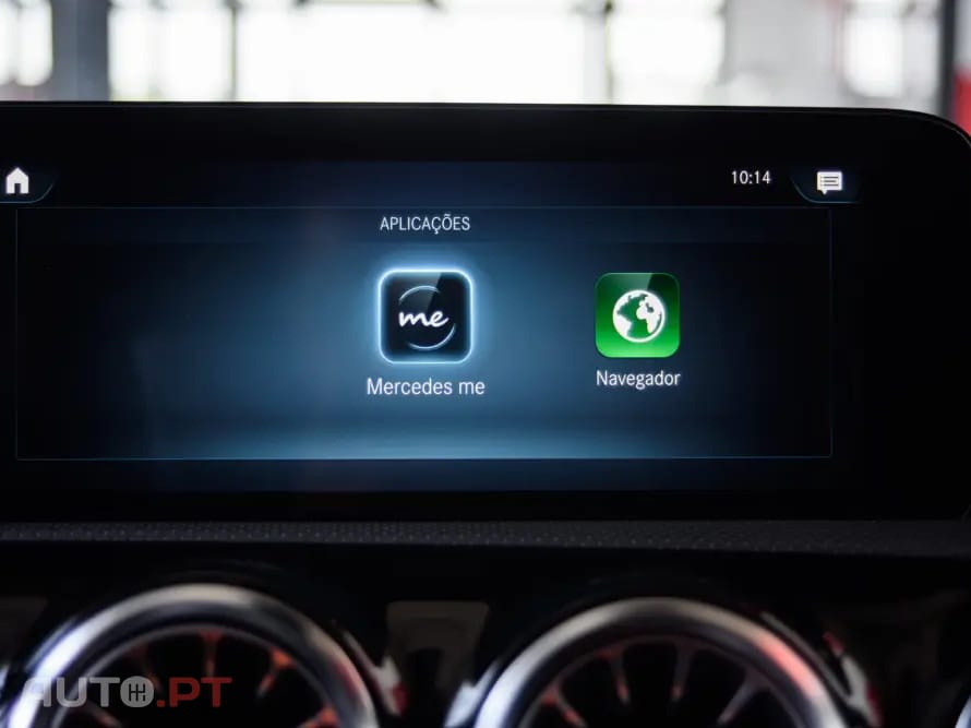 Mercedes-Benz A 180 d AMG Line