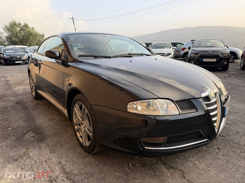 Alfa Romeo GT 1.9 JTD M-JET Blackline