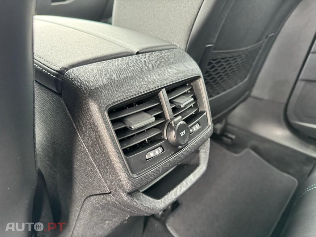 Peugeot 3008 1.6 Hybrid Allure Pack e-EAT8