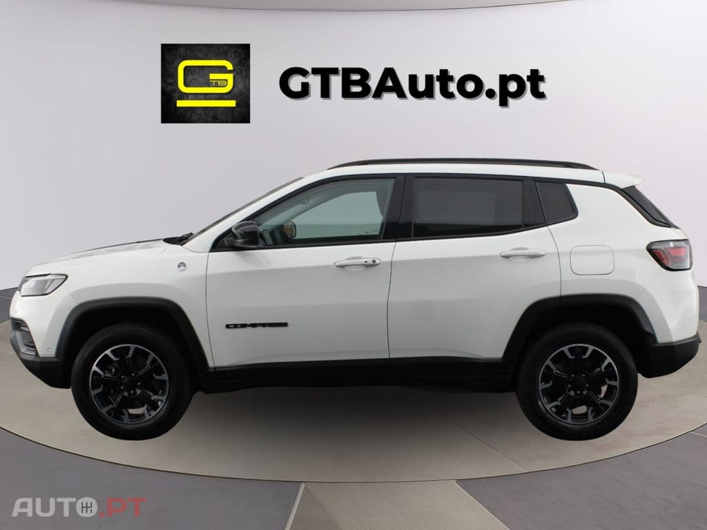Jeep Compass 1.3 PLUG IN HYBRID 4X4 TRAILHAWK I.V.A DEDUTÍVEL