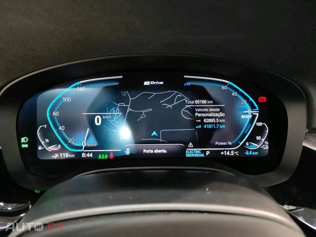 BMW 530 e Pack Desportivo M
