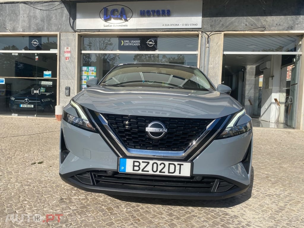 Nissan Qashqai 1.3 DIG-T Premiere Edition