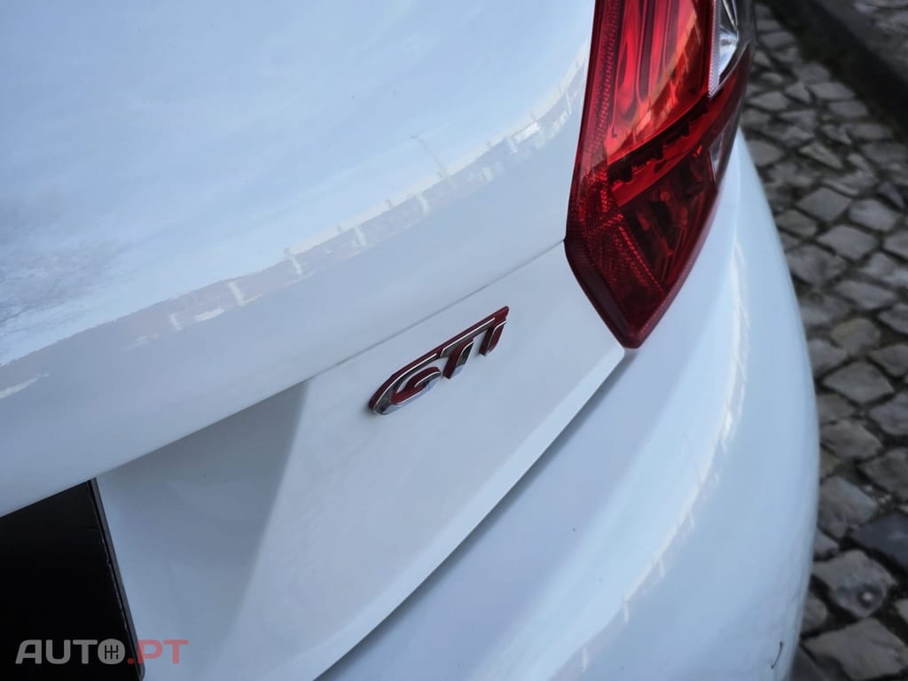 Peugeot 208 1.6 THP GTi