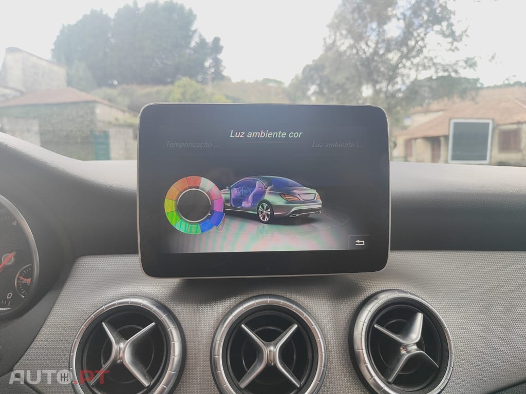 Mercedes-Benz CLA 180 d Urban