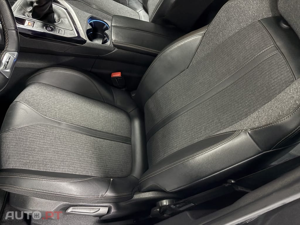 Peugeot 5008 1.5 BlueHDi GT Line