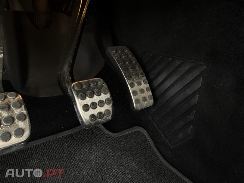 Mercedes-Benz A 180 d AMG Line