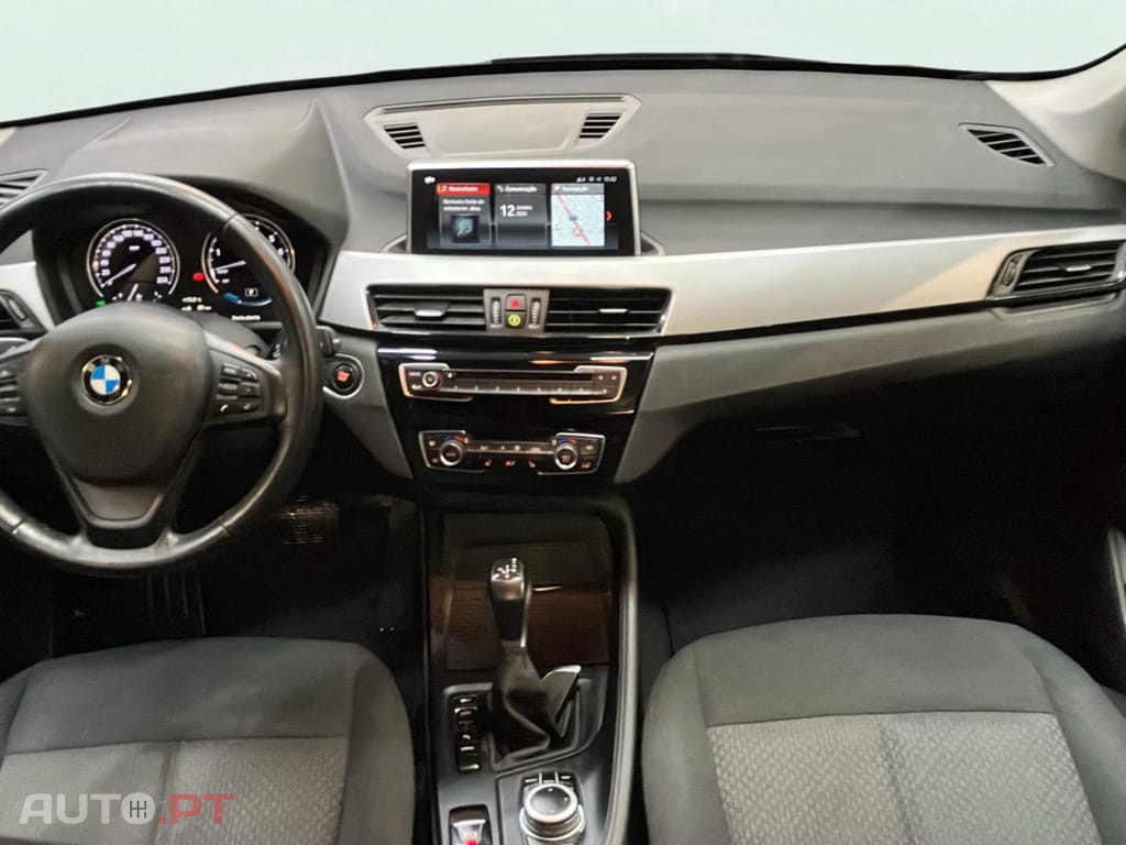 BMW X1 xDrive25e Advantage