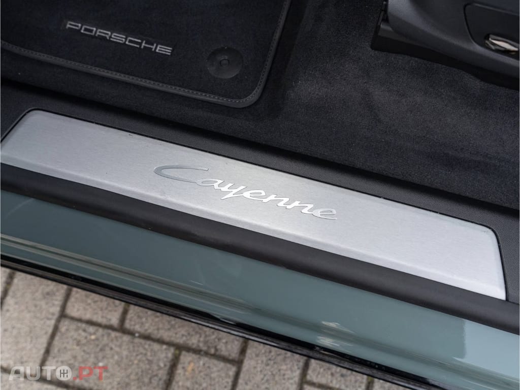 Porsche Cayenne Eletric